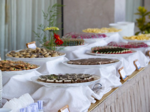 Sea Links Beach Hotel