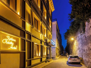 Sistina Old City Hotel