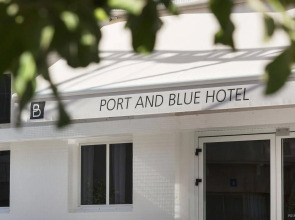 PLAY Seaport Suite Hotel TLV