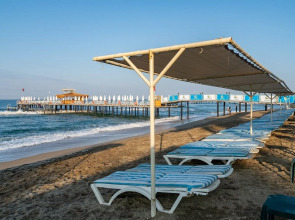 Palmeras Beach Hotel