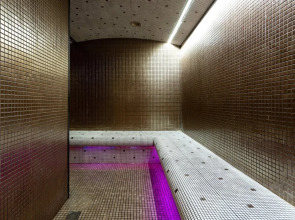 L'Hermitage Gantois, Autograph Collection