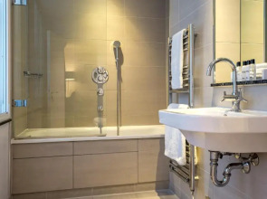 The Clermont London, Charing Cross