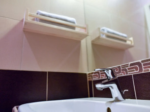 Corvin Point Rooms and Apartments