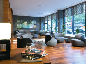 Me and All Hotel Dusseldorf, by Hyatt