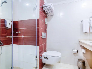 Green Bay Resort & Spa