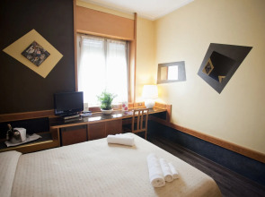 Отель Diplomatic