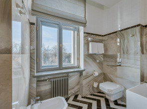 Отель Grand Poet Hotel by Semarah