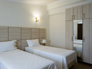 Отель «Греми»