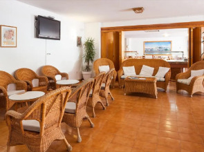 Aparthotel Puerto Cala Vadella