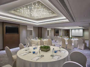 New World Millennium Hong Kong Hotel