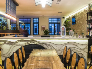 Nice Way Porto Hostel