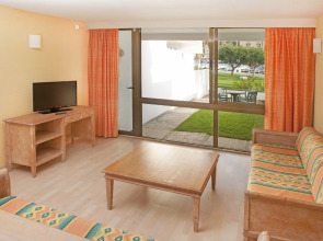 Iberostar Waves Ciudad Blanca