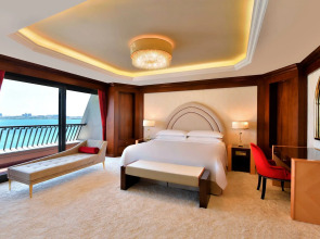 Sheraton Grand Doha Resort & Convention Hotel