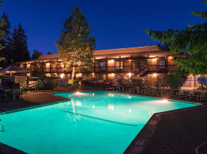 Station House Inn - Near Heavenly Gondola