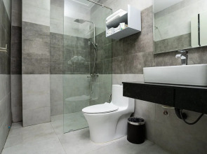 The Square Kampot Hotel