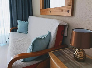 Paradise Court Aparthotel