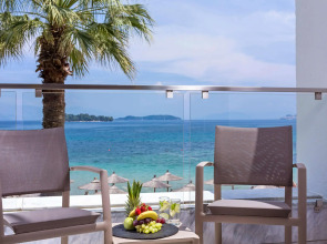 Kontokali Bay Resort & Spa