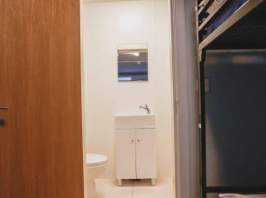 Via Limehouse - Hostel