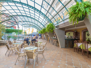 Apartamentos La Carabela