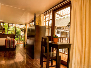 Gringo Bill's Boutique Hotel