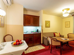 Theaterhotel & Suites Wien