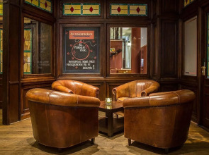 Fletcher Hotel-Restaurant De Broeierd