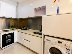 Royal River Apartment