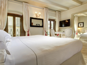 Отель Grand Hotel Cavour