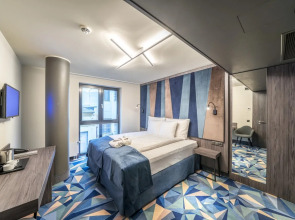 Отель Wellton Riverside Spa 