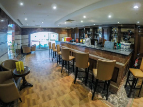 SUNRISE Alex Avenue Hotel