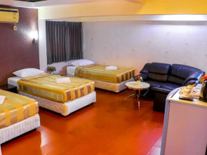 Visiting Card Hotel & Resort