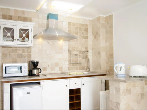 Hotel El Faro Marbella