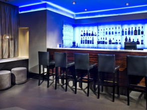 Inn of Chicago Magnificent Mile