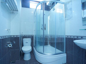 Tan Truong Son Hotel