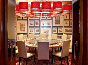 Radisson Blu Hotel, Dubai Deira Creek