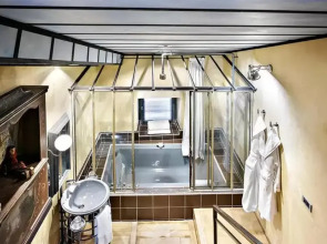 Cour des Loges Lyon, A Radisson Collection Hotel