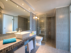 Golden Coast Hotel & Bungalows - All Inclusive