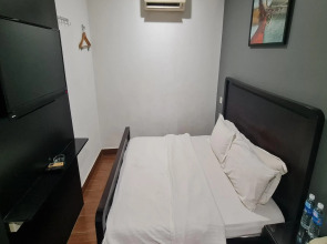 Hotel O Crossroads Hotel