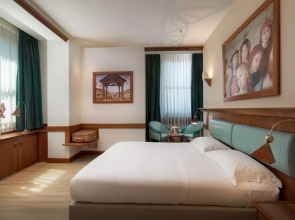 Hotel Sangallo Palace