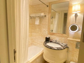 The Claridges, New Delhi