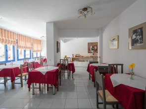 Iliana Hotel