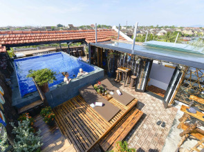 La An Old Town Hotel