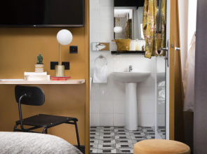 Hotel Paris La Fayette