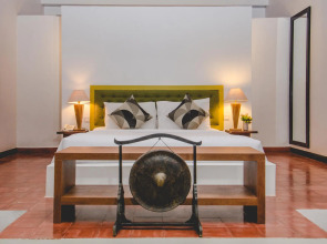 Mulberry Boutique Hotel