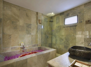 Отель The Kanjeng Resort Ubud