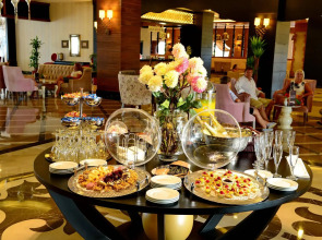 Lake & River Side Hotel & Spa