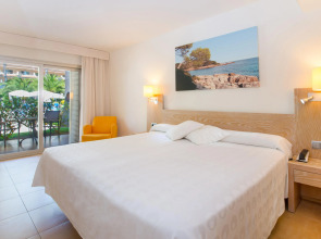 Iberostar Waves Pinos Park