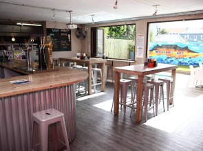 Never at Home Green Point - Hostel