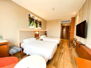 Hyatt Centric Janakpuri New Delhi