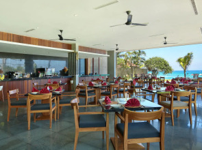 Отель Candi Beach Resort and Spa